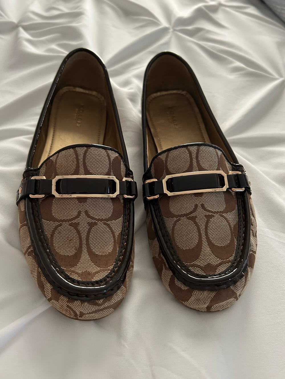 Coach Flynn Women's Signature "C" Loafer Shoes - Khaki/Chestnut - Size 10B - Picture 8 of 8